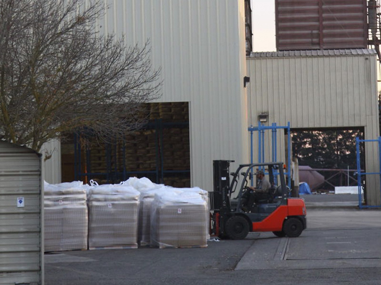facility_forklift